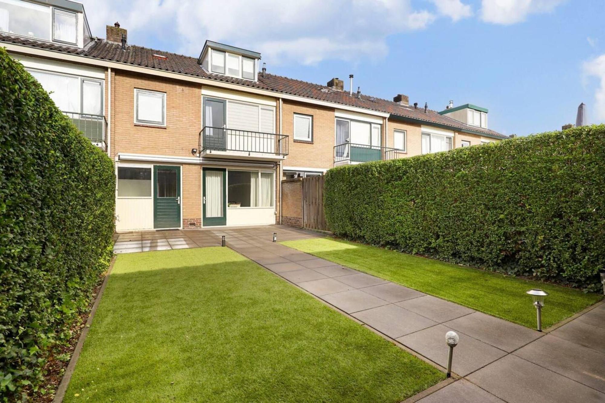 Apeldoorn- Ruime Eengezinswoning Met 5 Slaapkamers Εξωτερικό φωτογραφία